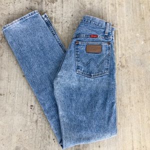 WOMENS WRANGLERS